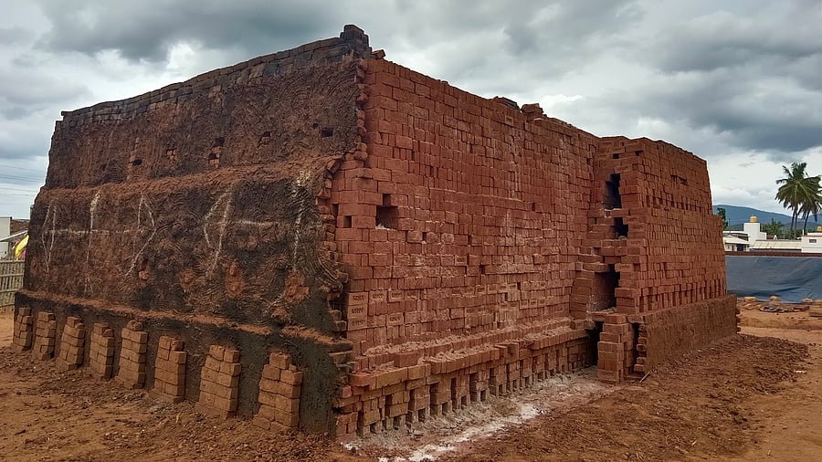 <div class="paragraphs"><p>Different studies estimate 6,000 to 10,000 brick kilns in Karnataka. </p></div>