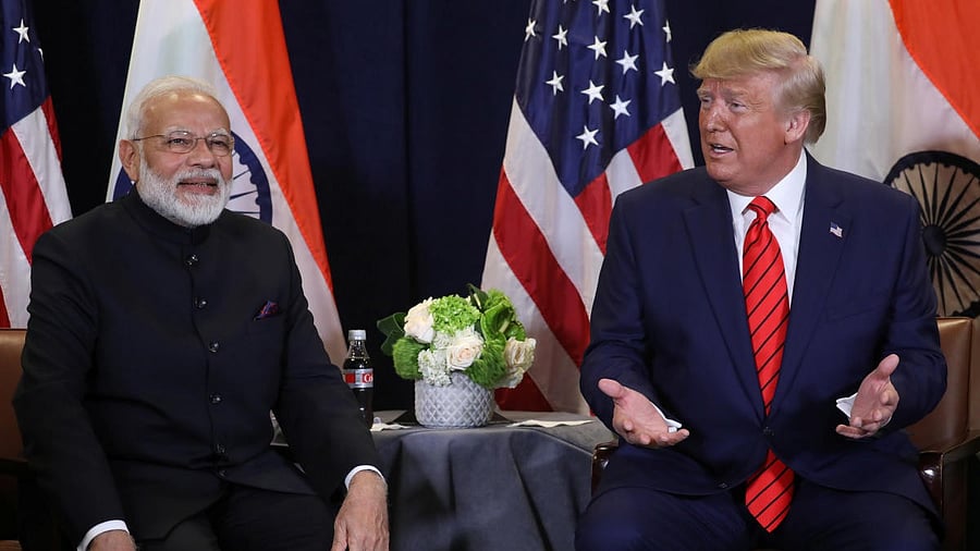 <div class="paragraphs"><p>Narendra Modi (L) and Donald Trump (R) </p></div>
