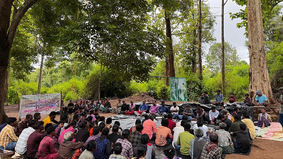 <div class="paragraphs"><p>Members of 52 families seeking claims to ancestral land inside Nagarahole Tiger Reserve held gram sabha on Tuesday.</p></div>