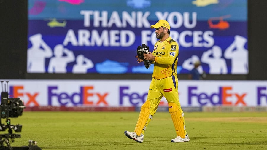 <div class="paragraphs"><p>CSK's MS Dhoni leaves the field after the IPL 2025 cricket match between Rajasthan Royals and Chennai Super Kings at the Arun Jaitley Stadium, in New Delhi, Tuesday, May 20, 2025.</p></div>