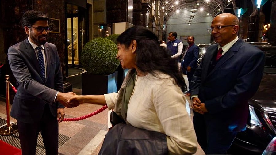 <div class="paragraphs"><p>Kanimozhi Karunanidhi arrives in Russia with a multi-party delegation of Members of Parliament</p></div>