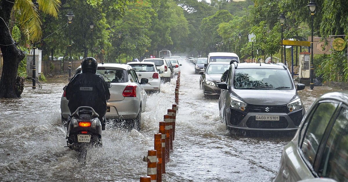 Goa Red Alert: IMD Warns of Heavy Rainfall, Bans Swimming in Waterfalls