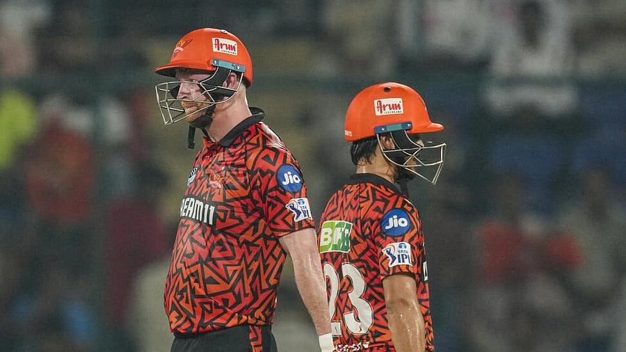 <div class="paragraphs"><p>Sunrisers Hyderabad's Heinrich Klaasen and Ishan Kishan during an Indian Premier League (IPL) 2025 T20 cricket match between Kolkata Knight Riders and Sunrisers Hyderabad, at the Arun Jaitley Stadium, in New Delhi, Sunday, May 25, 2025.</p></div>