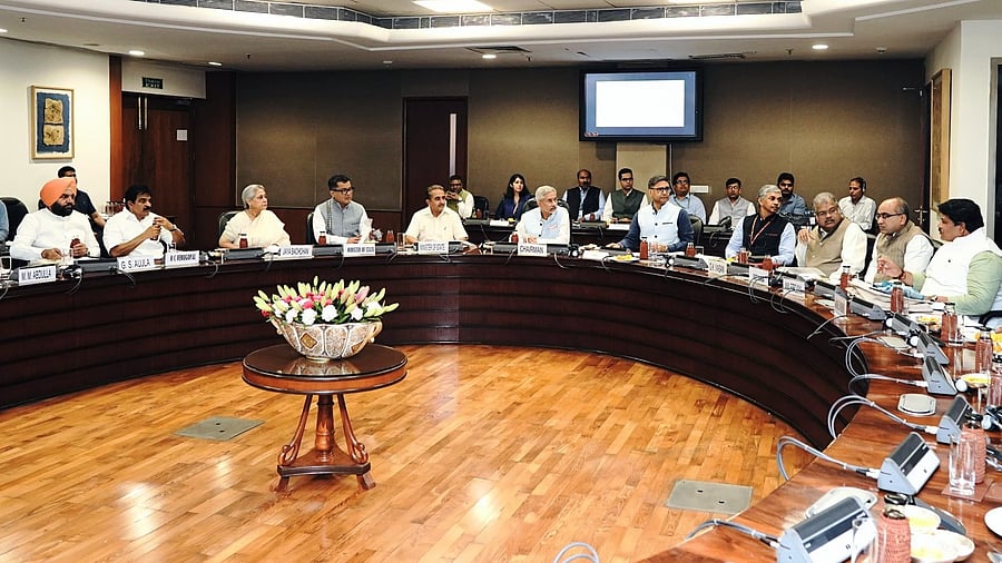 <div class="paragraphs"><p>EAM Jaishankar chairing the&nbsp;Consultative Committee Meeting of MEA, May 26, 2025.</p></div>