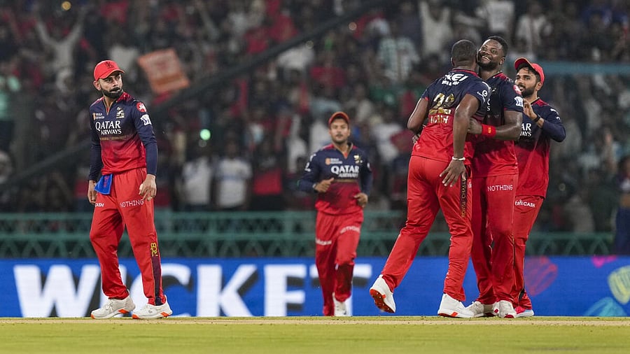 <div class="paragraphs"><p>Royal Challengers Bengaluru team</p></div>