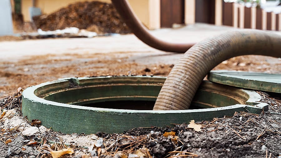 Two Die, One Hospitalized in Kalaburagi Septic Tank Suffocation Tragedy