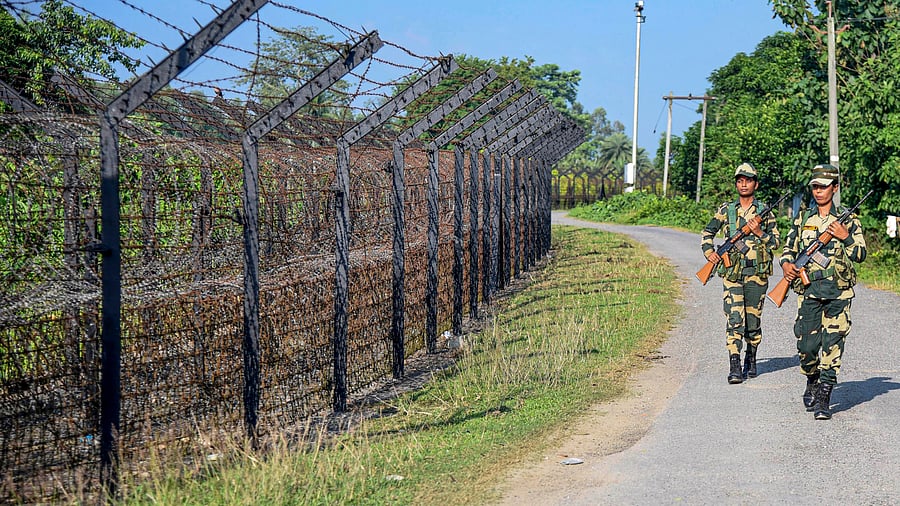 <div class="paragraphs"><p>Mankachar: Women Border Security Force (BSF) personnel patrol the India-Bangladesh border  in  Assam.</p></div>
