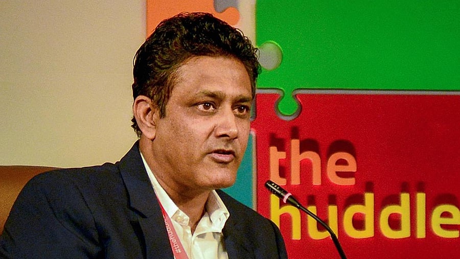 <div class="paragraphs"><p>Anil Kumble</p></div>