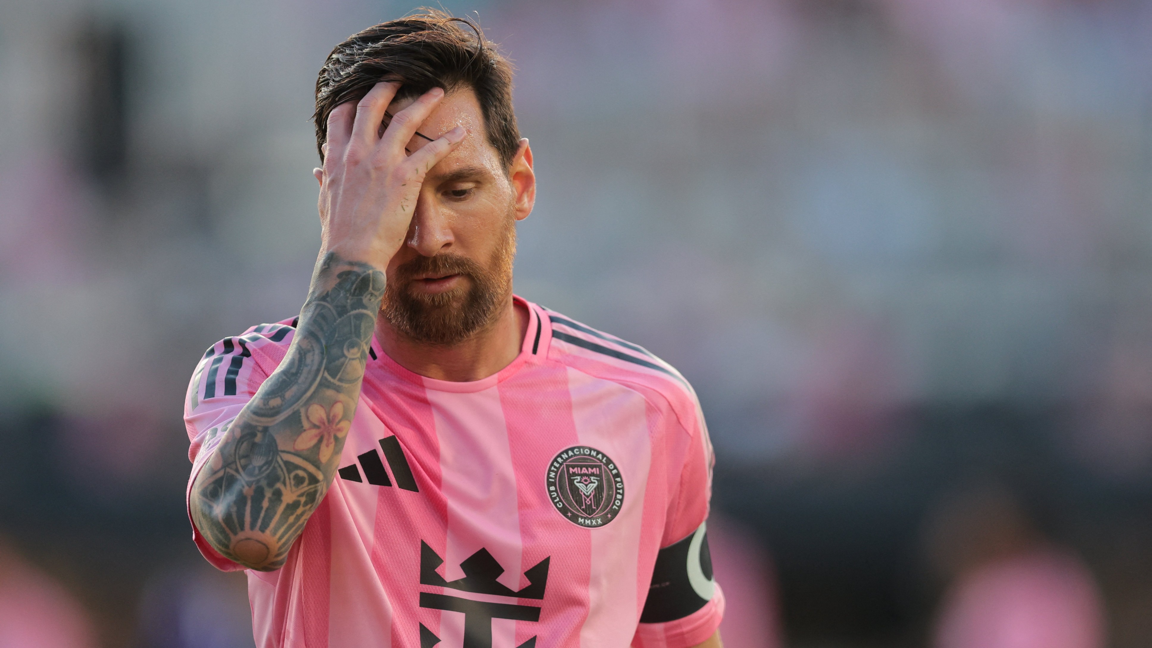 <div class="paragraphs"><p>Lionel Messi  </p></div>