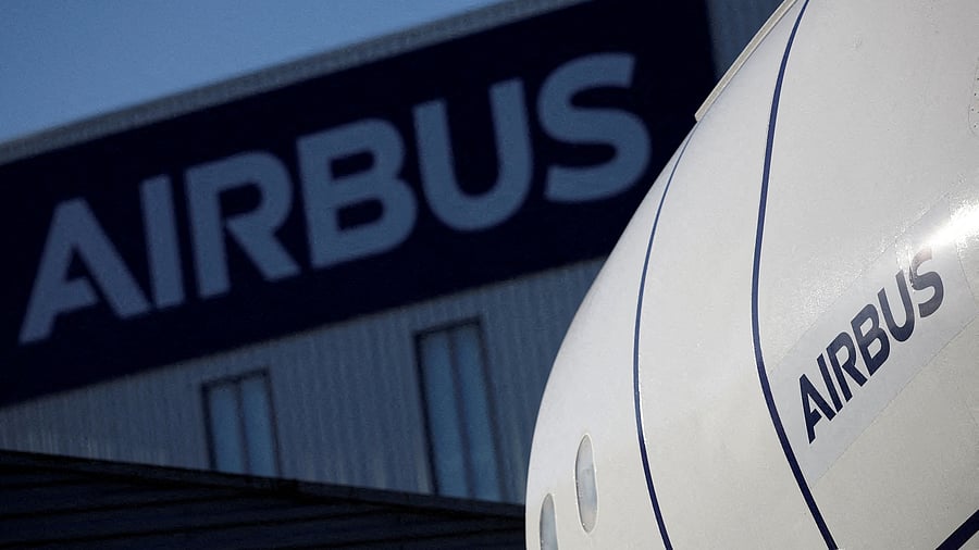 <div class="paragraphs"><p>The logo of Airbus </p></div>