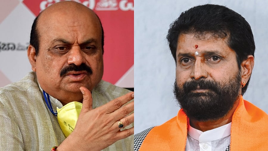 <div class="paragraphs"><p>From left: Basavaraj Bommai, C T Ravi</p></div>