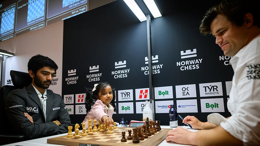 <div class="paragraphs"><p>D Gukesh beats Magnus Carlsen in Norway Chess</p></div>