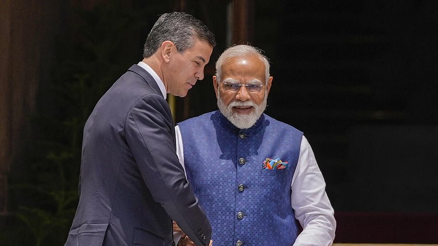 <div class="paragraphs"><p>Prime Minister Narendra Modi and President of Paraguay Santiago Pena Palacios prior to their meeting at the Hyderabad House, in New Delhi, Monday, June 2, 2025.</p></div>