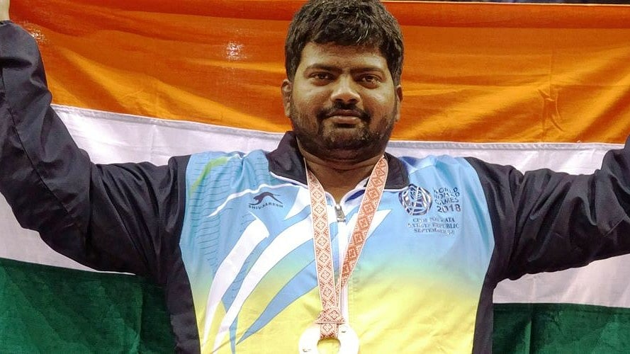 <div class="paragraphs"><p>Sudhir Pundekar </p></div>