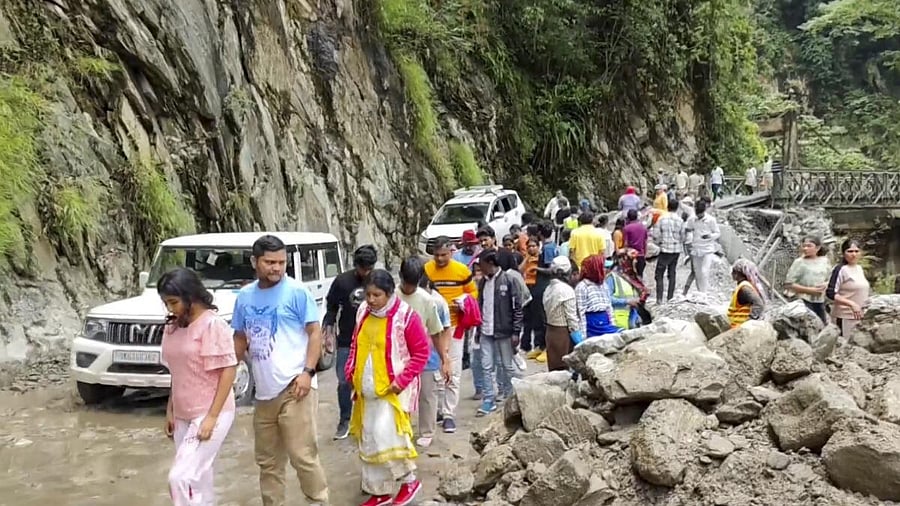 <div class="paragraphs"><p>Rescue operation underway to evacuate stranded tourists after roads were blocked following landslide triggered by heavy rains, in North Sikkim, Monday, June 2, 2025.</p></div>