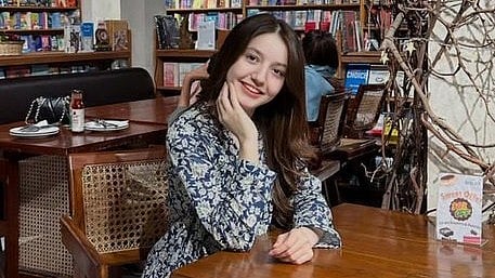 <div class="paragraphs"><p>Sana Yousaf</p></div>