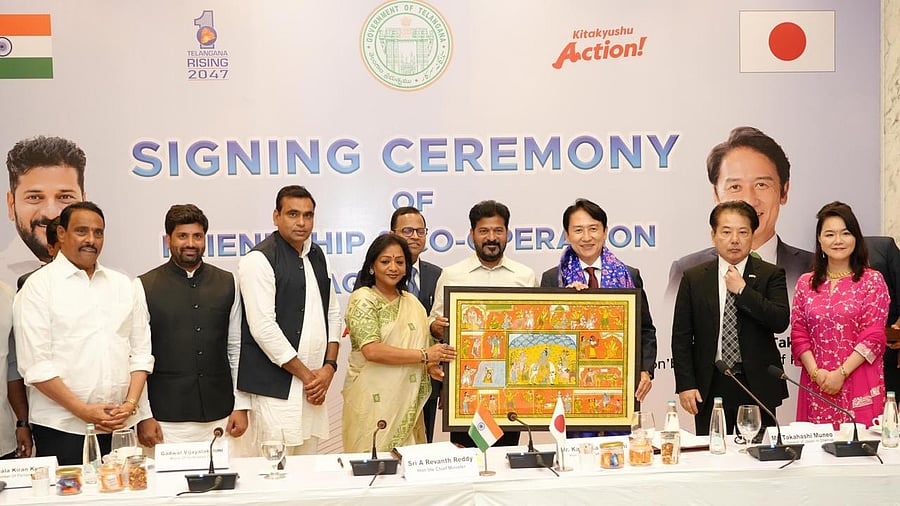 <div class="paragraphs"><p>Telangana government and Japan’s Kitakyushu city signed a cooperation agreement to strengthen relations and boost inclusive economic growth, zero emissions and urban innovation.</p></div>
