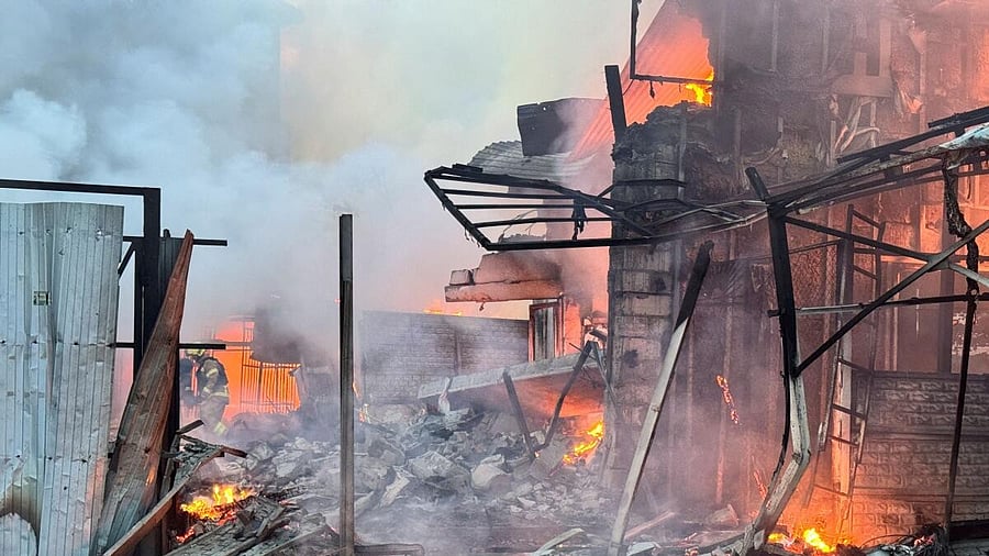 <div class="paragraphs"><p>Russia says the West is involved in Ukraine's attacks on civilian targets</p></div>