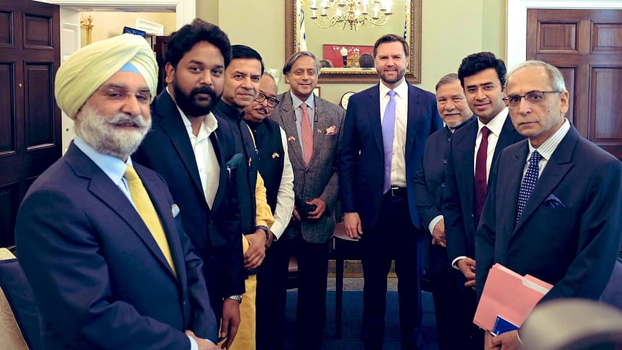 <div class="paragraphs"><p>Tharoor meets J D Vance</p></div>