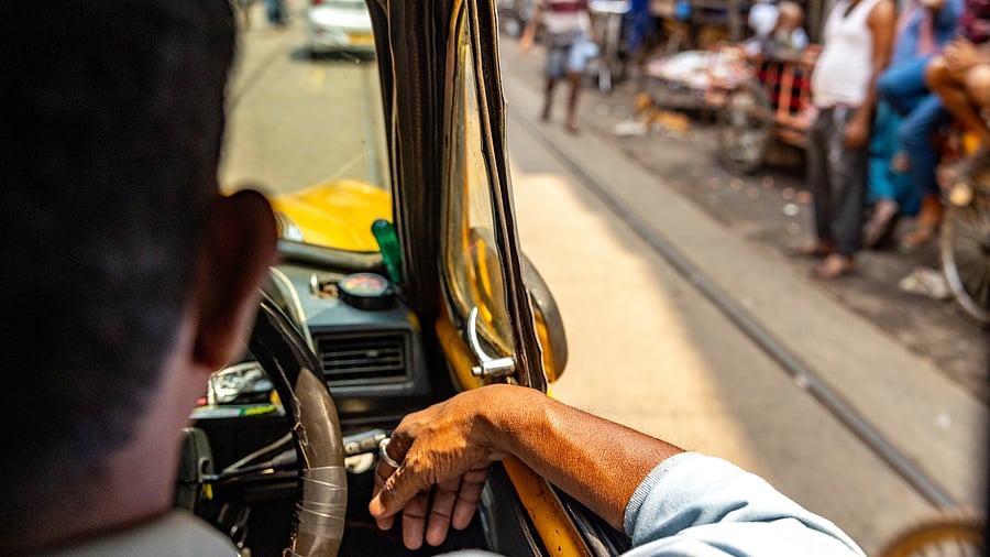 <div class="paragraphs"><p>Representative image of a cab</p></div>