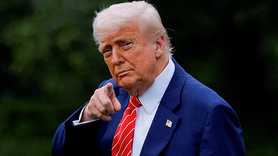 <div class="paragraphs"><p>Donald Trump</p></div>