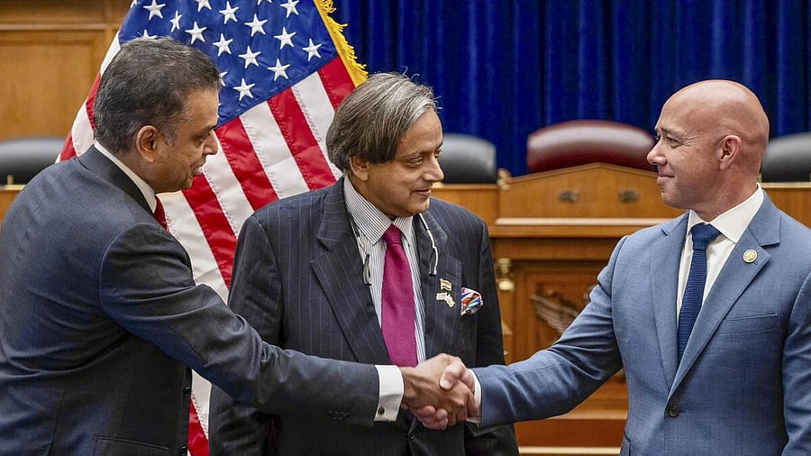 <div class="paragraphs"><p>Congress MP Shashi Tharoor and BJP's Milind Deora with Rep. Brian Mast during a meeting with senior members of the US Senate Foreign Relations Committee and Senate Intelligence Committee, in Washington DC, USA.</p></div>