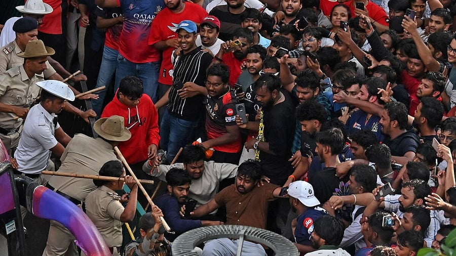 <div class="paragraphs"><p>A huge number of people around M Chinnaswamy Stadium during the victory celebration in Bengaluru on Wednesday, June 04. 2025. </p></div>