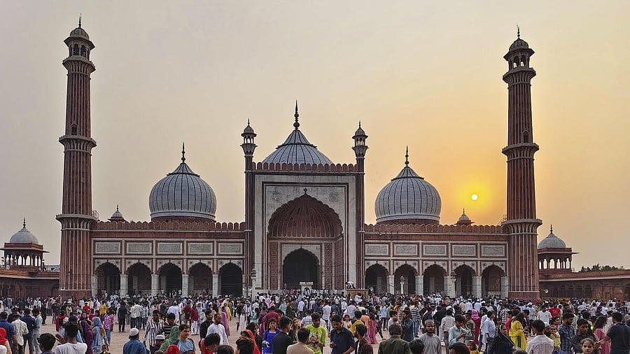 <div class="paragraphs"><p>People gather at the Jama Masjid on the occasion of Eid-ul-Azha, in New Delhi.</p></div>