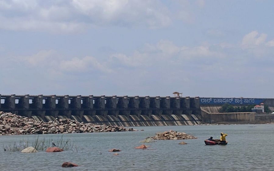 <div class="paragraphs"><p>A view of Almatti dam in Bagalkot district. </p></div>