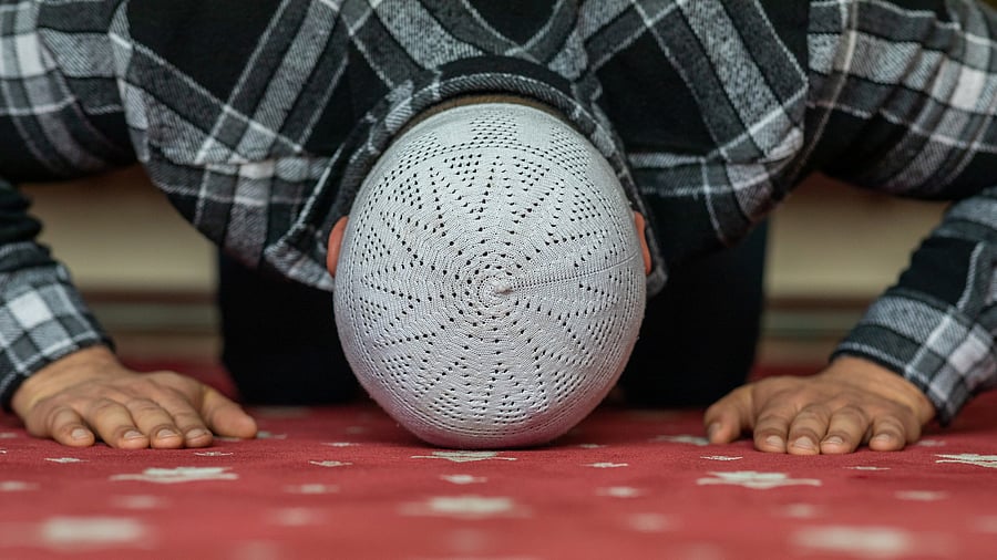 <div class="paragraphs"><p>Representative image of a man offering namaz. The UP individual killed himself after offering prayers.&nbsp;</p></div>