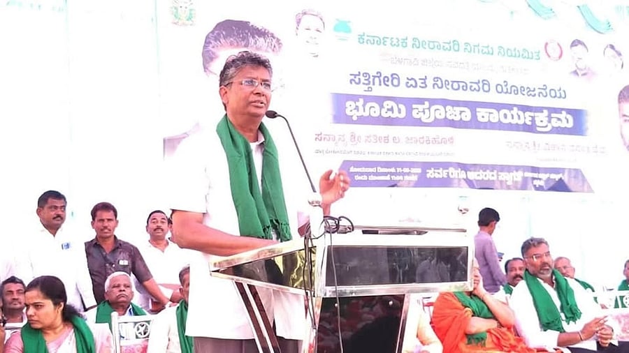 <div class="paragraphs"><p>Karnataka minister Satish Jarkiholi.</p></div>