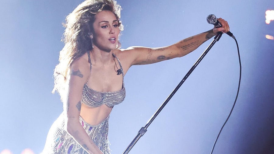 <div class="paragraphs"><p>Singer Miley Cyrus </p></div>