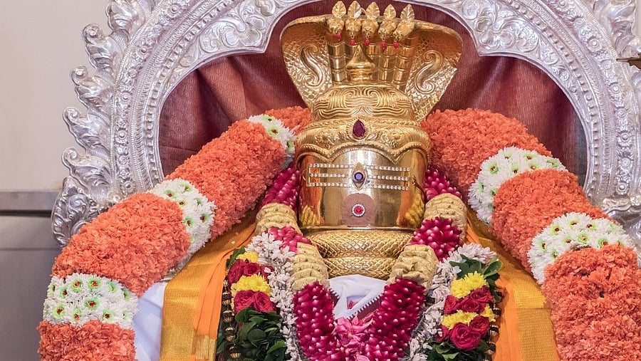 <div class="paragraphs"><p>Lord Shiva linga idol at Sri Sivam Temple.</p></div>