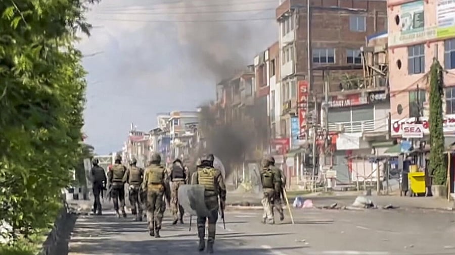 <div class="paragraphs"><p>Protests continue in Manipur defying prohibitory orders</p><p></p></div>