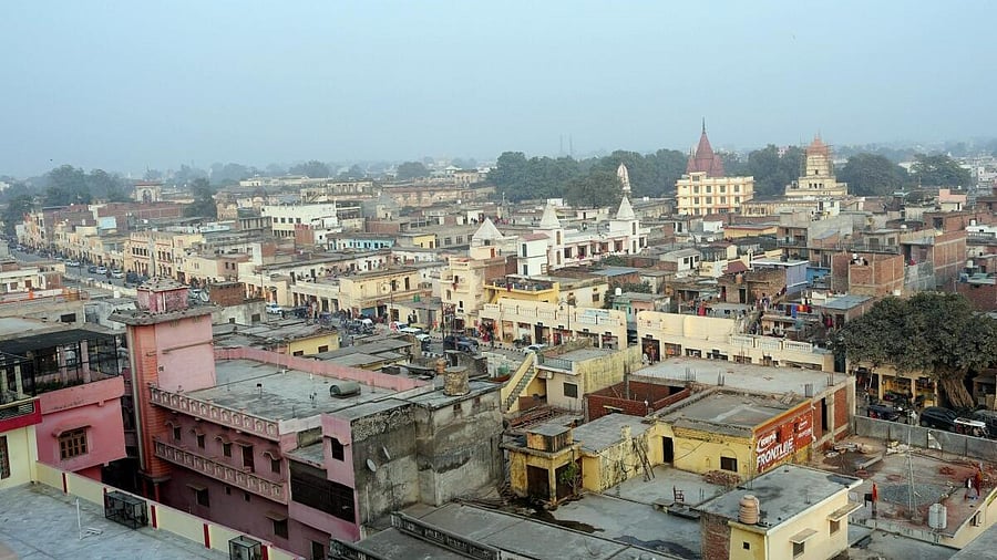 <div class="paragraphs"><p>A view of Ayodhay city,</p></div>
