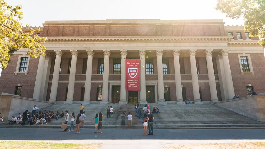 <div class="paragraphs"><p>Harvard University library</p></div>