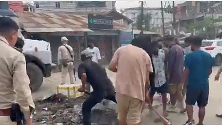 <div class="paragraphs"><p>Widely shared photos and videos show the young people in custody sweeping the roads and cleaning up the mess left over from the three-day protest.</p></div>