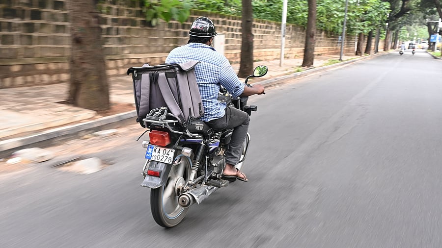 <div class="paragraphs"><p>Representative image of a quick commerce delivery.&nbsp;</p></div>