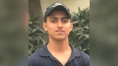 <div class="paragraphs"><p>Zeeshan Akhtar alleged mastermind in Baba Siddique murder</p></div>