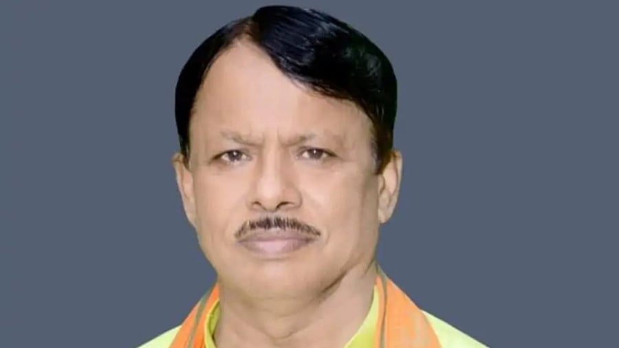 <div class="paragraphs"><p>Amar Kishore Kashyap</p></div>