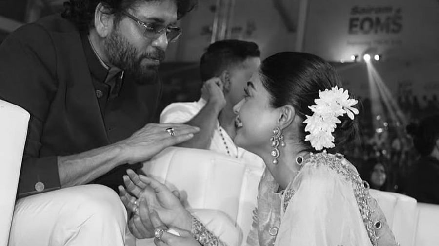 <div class="paragraphs"><p>Nagarjuna with Rashmika Mandanna.</p></div>