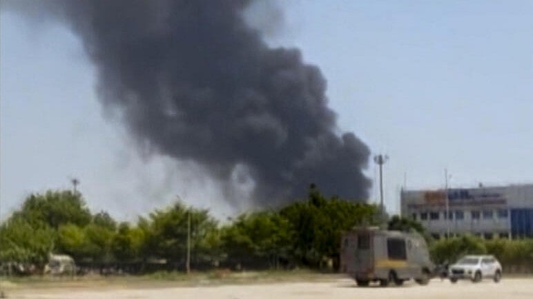 <div class="paragraphs"><p>Smoke seen after the plane crash in Ahmedabad</p></div>