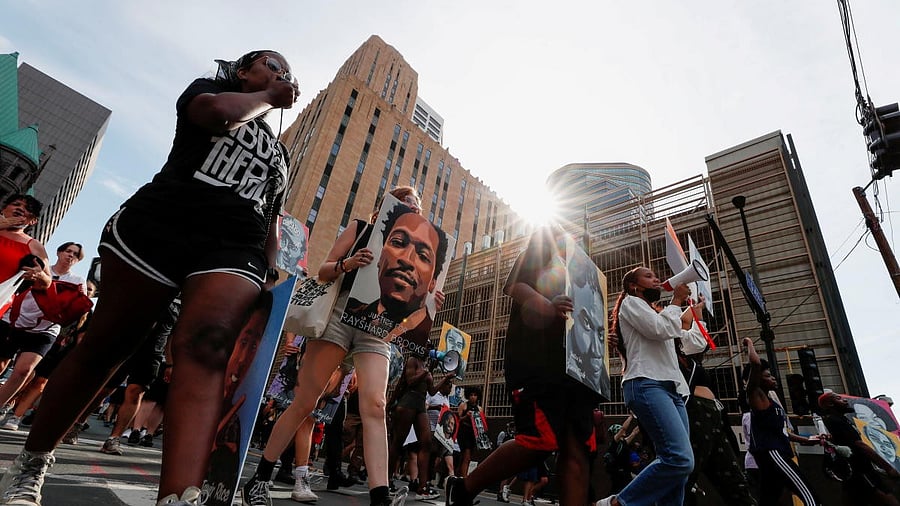 <div class="paragraphs"><p>How the 2020 George Floyd protests are haunting democrats in 2025</p></div>