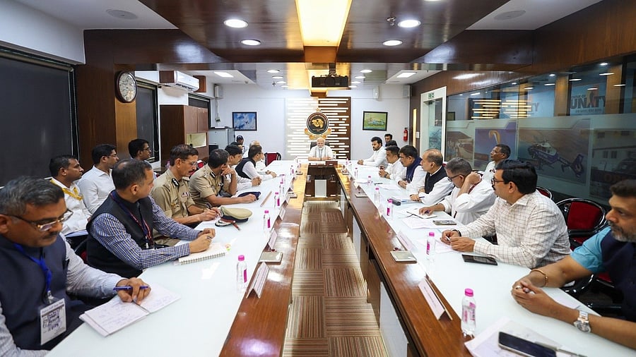<div class="paragraphs"><p>PM Modi holds review meeting</p></div>