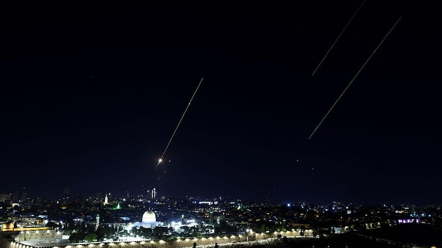 <div class="paragraphs"><p>Missiles launched from Iran are intercepted, as seen from Jerusalem, June 15, 2025. </p></div>