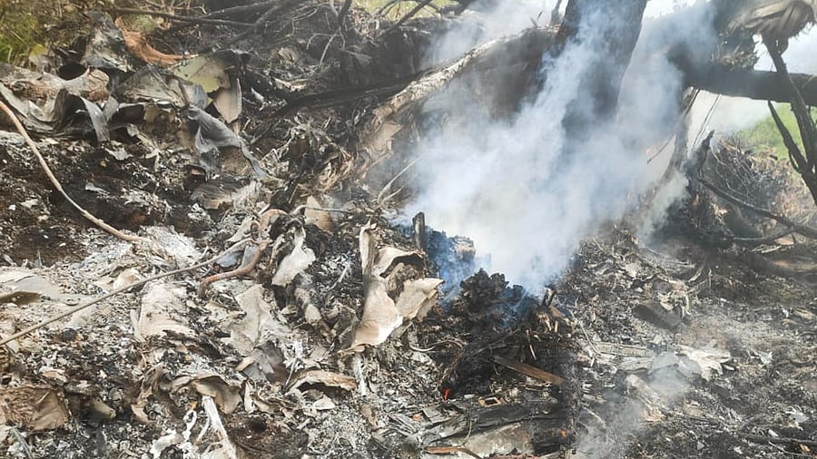 <div class="paragraphs"><p>Debris of a helicopter that crashed near the Kedarnath shrine, in Rudraprayag district, Uttarakhand, Sunday, June 15, 2025.</p></div>