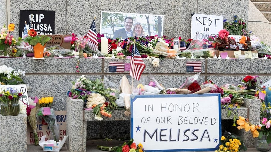 <div class="paragraphs"><p>Memorial honors killed Democratic state lawmaker</p></div>