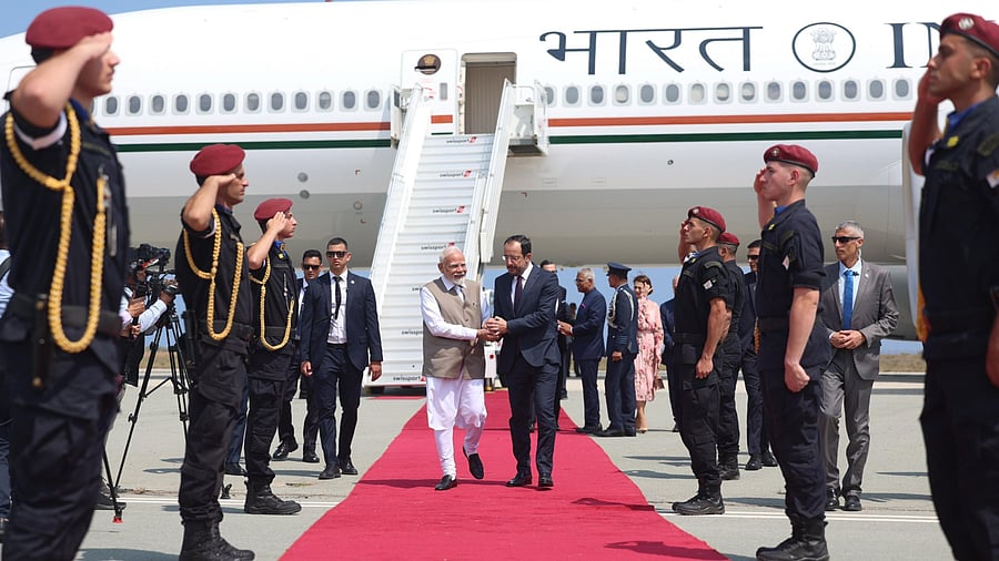 <div class="paragraphs"><p>Modi was received by Cypriot President Nikos Christodoulides, who, himself, drove to the airport to welcome the prime minister.</p></div>