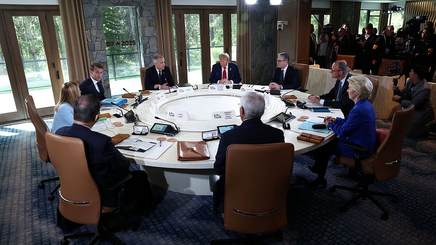 <div class="paragraphs"><p>G7 leaders and guests attend a meeting at the G7 summit in Kananaskis, Alberta, Canada, June 16, 2025. </p></div>