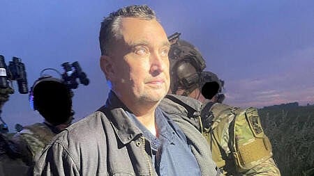 <div class="paragraphs"><p>Suspected gunman in the shooting deaths of a Minnesota Democratic state lawmaker and her husband in custody.</p></div>